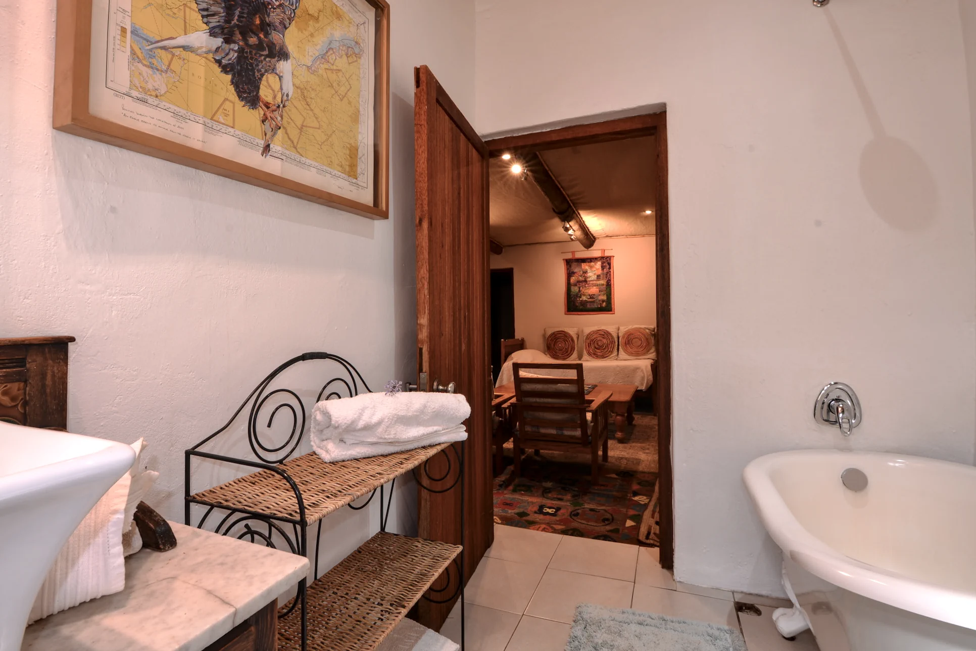 Hermanus self-catering cottage bathroom